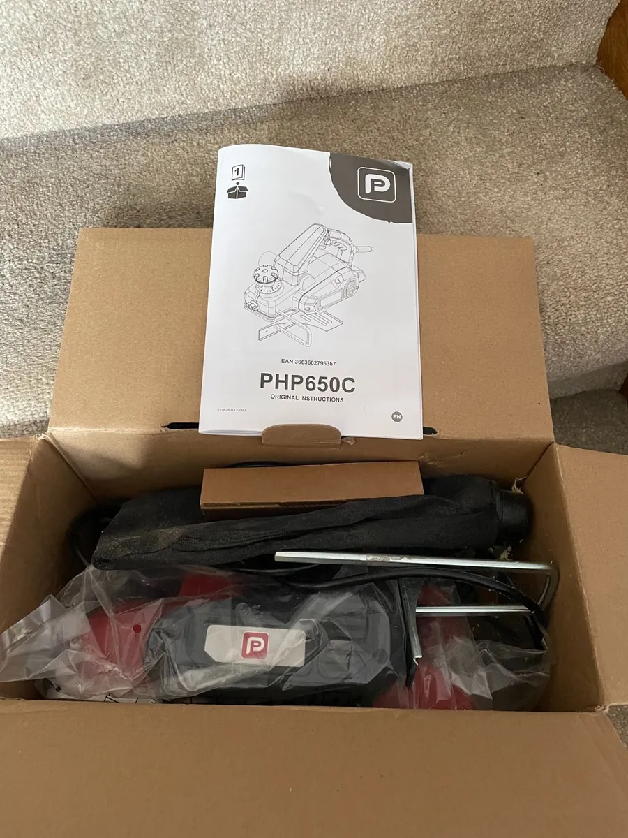 Planer PHP650C Corded 220-240V nationwide delivery - Image 1