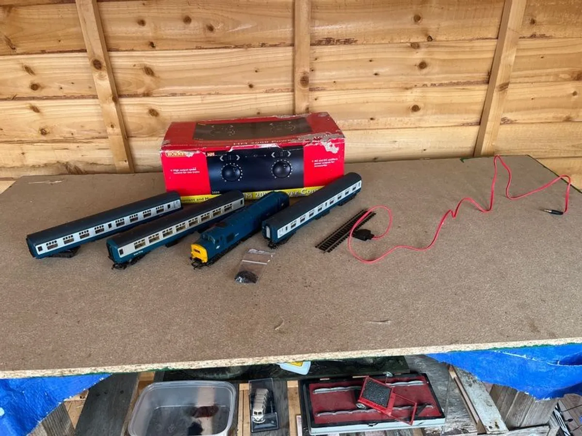 Job Lot Hornby Train and Accessories - Image 3