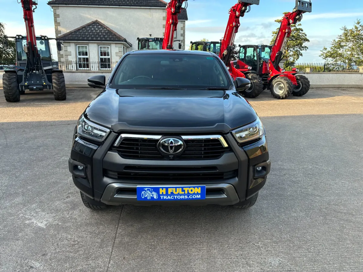 Toyota Hilux 2024 - Image 3