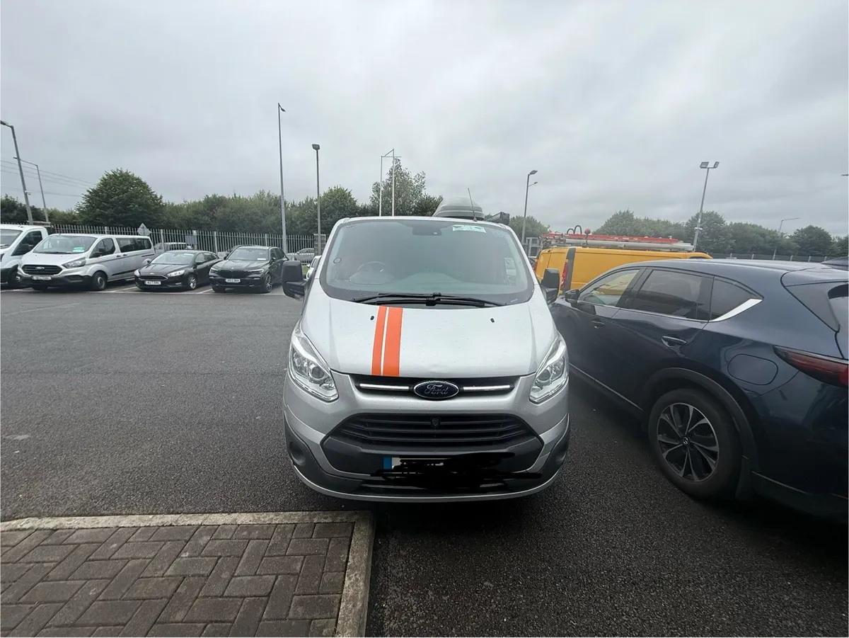 Transit Custom - Image 1