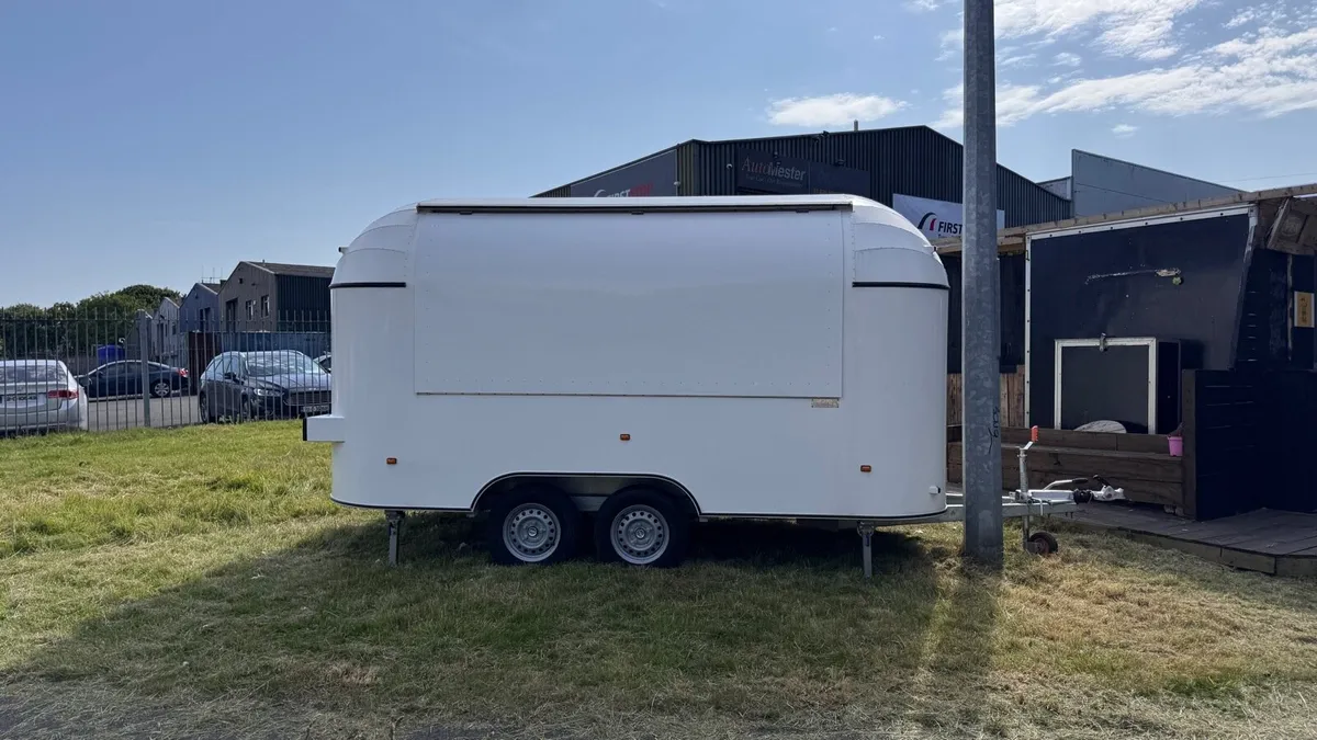 (Price drop) Airstream Food trailer