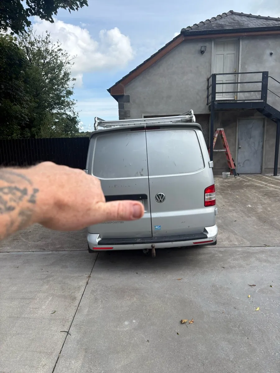 Volkswagen transporter 4wd - Image 2