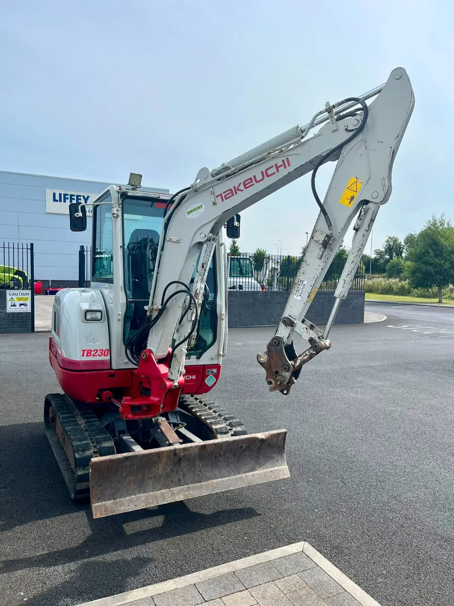 TAKEUCHI TB230 - 2018 - Image 2