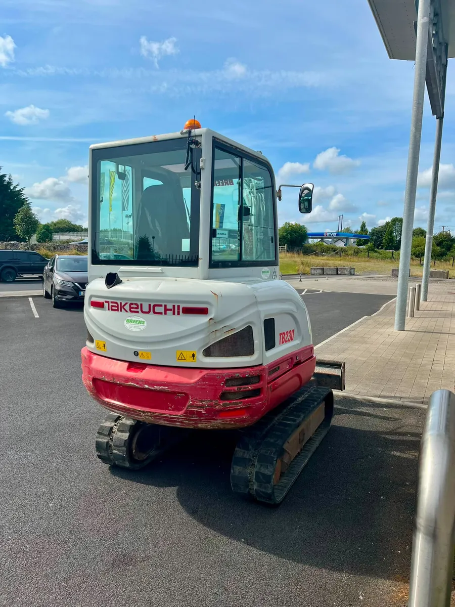 TAKEUCHI TB230 - 2018 - Image 4