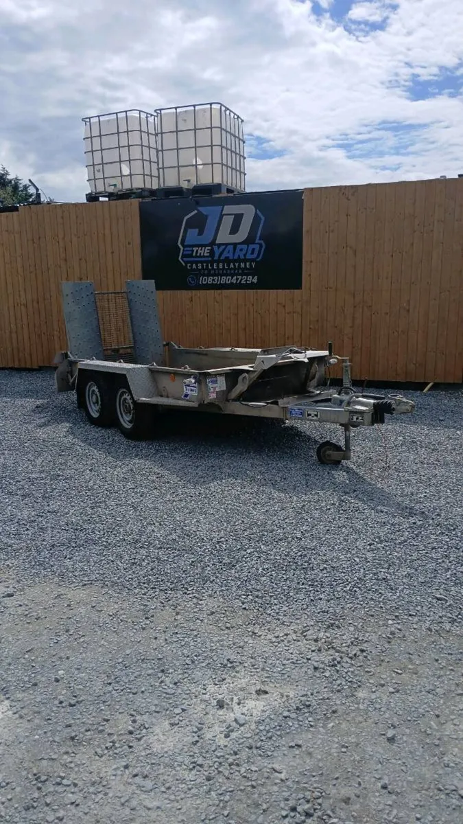 9x4ft Ifor Williams beavertail plant trailer - Image 1