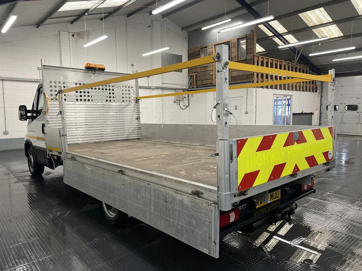 2023 Iveco Daily Dropside Van - Image 2