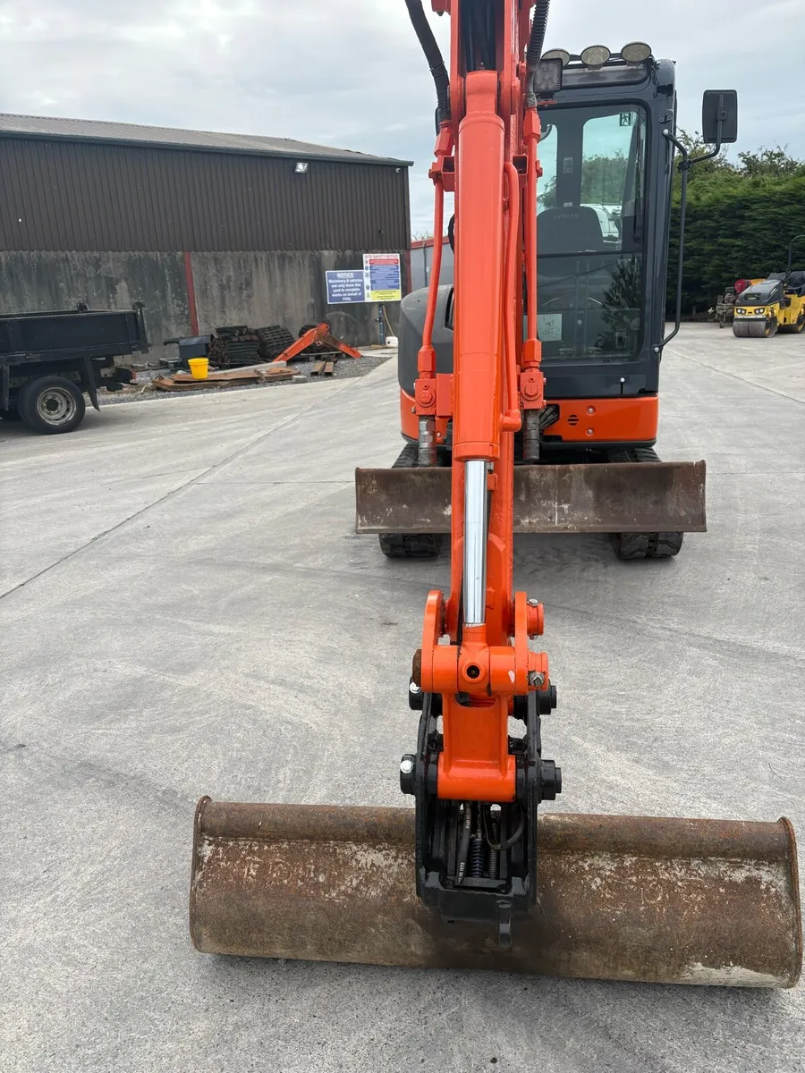 Hitachi zx30u-2 - Image 3