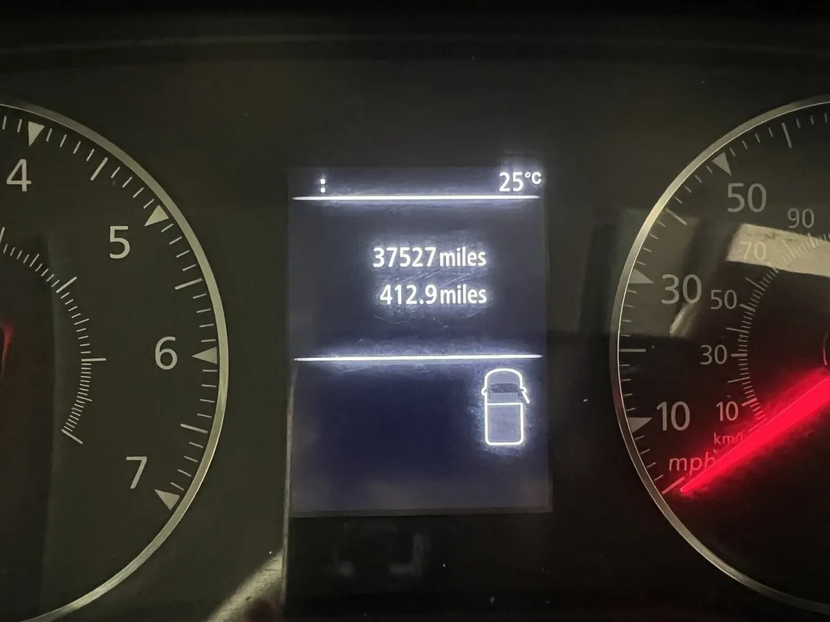 2021 Renault Master Dropside Van - Image 3