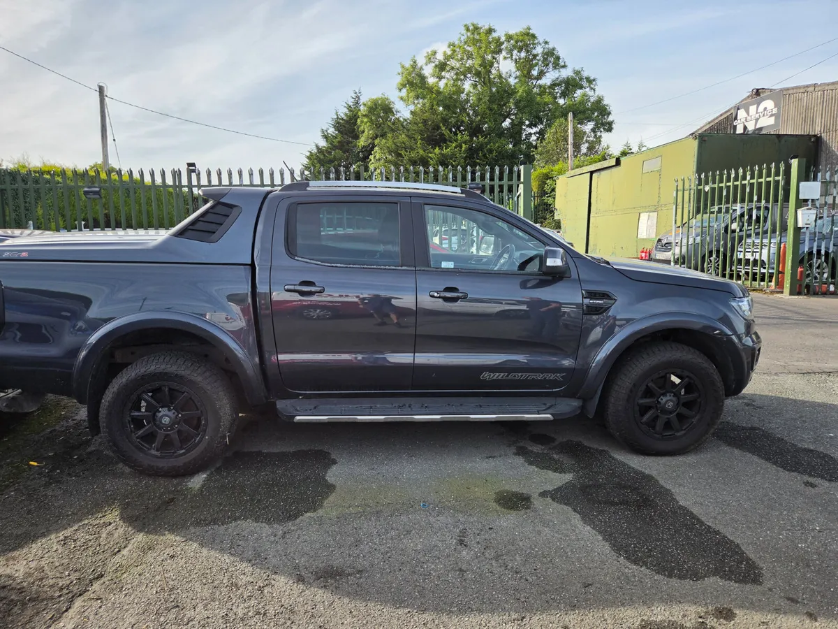Ford Ranger Wildtrack Platinum - Image 2