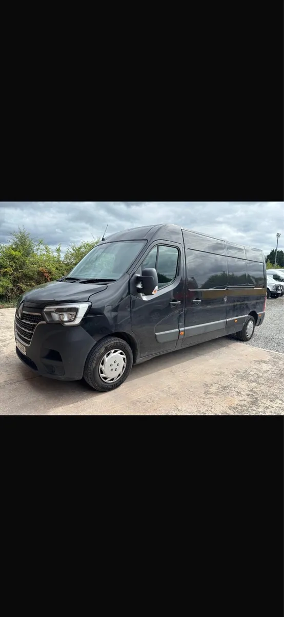 Renault master van - Image 1