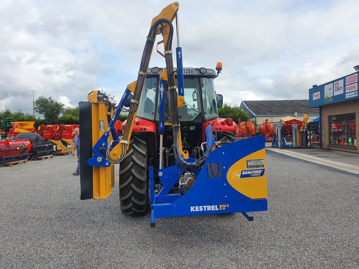 Bomford Kestrel 5 meter Hedgecutter - Image 2