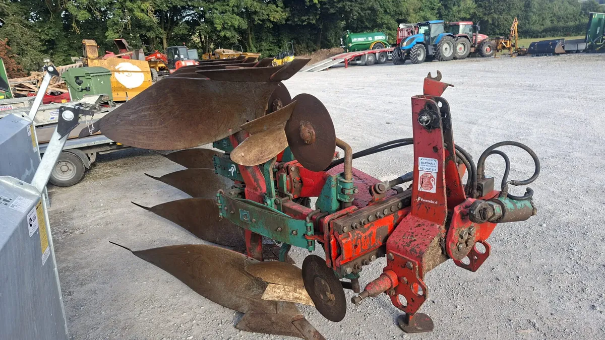 Kverneland 4 Furrow reversible plough - Image 2
