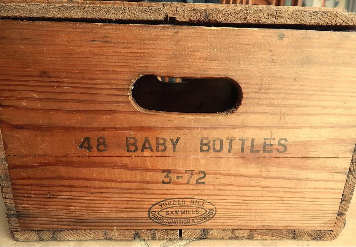 Vintage Original Moussec Baby Bottle Wine Crate - Image 3