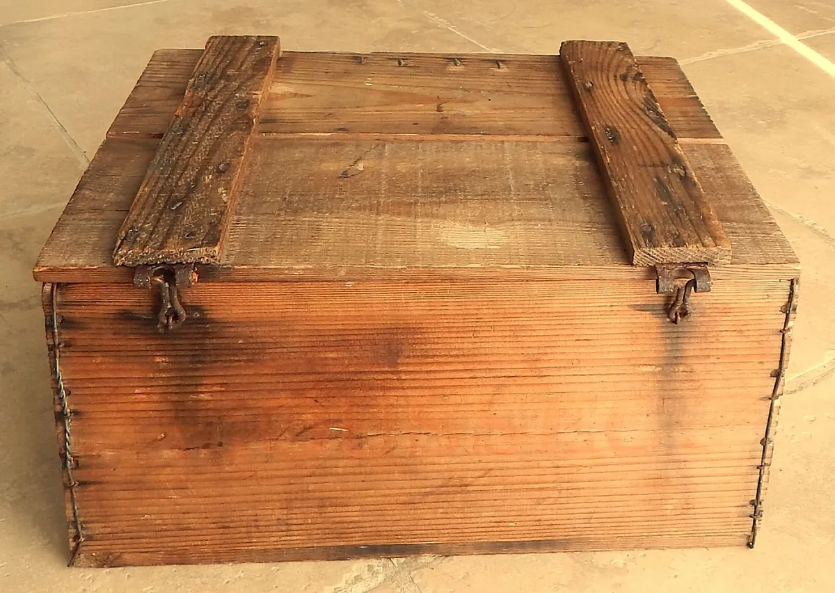 Vintage Original Moussec Baby Bottle Wine Crate - Image 4