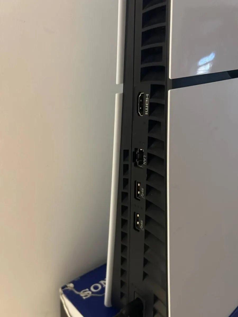 PS5 Digital Edition - Image 3