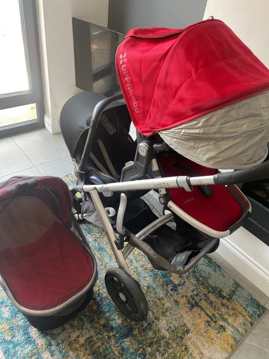 Pram - Image 1