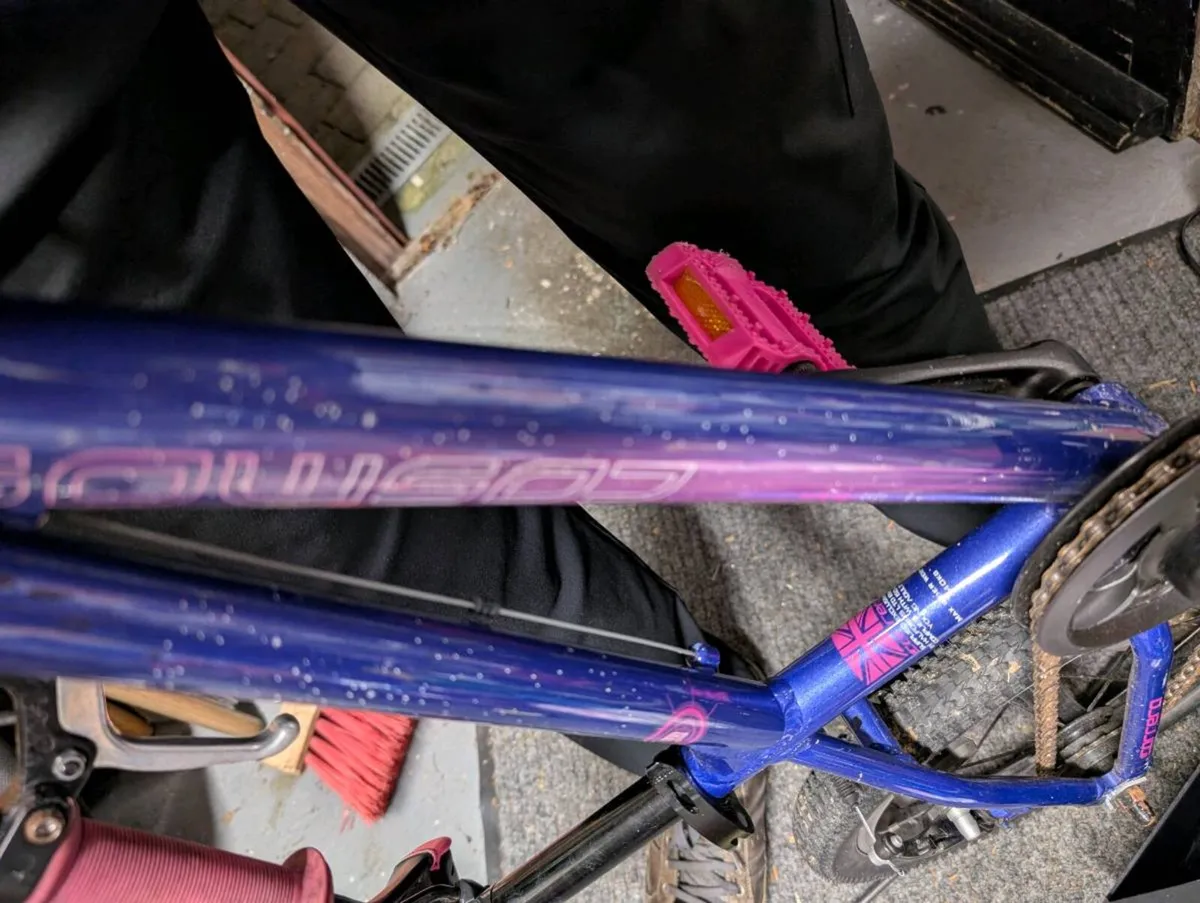 Girls bike - Image 3
