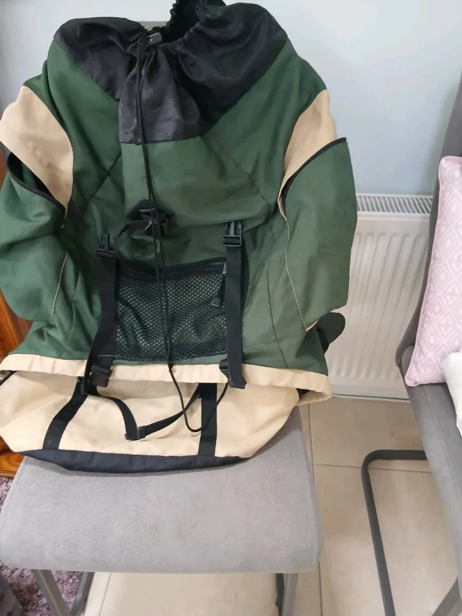 LARGE HIKING BACK PACK WITH BLANKET - Image 1