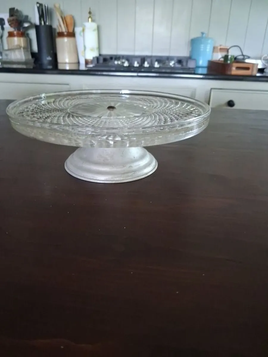 Vintage glass cake stand - Image 3