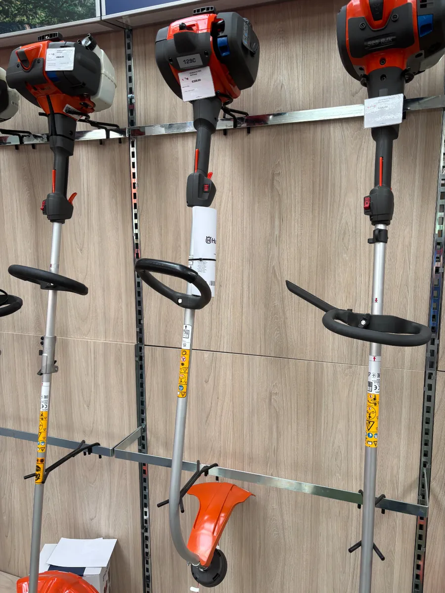 Husqvarna 129C Strimmer - Image 1