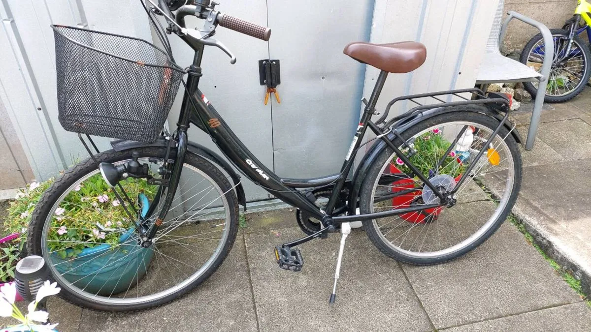 Ladies Step Through City Bike - Image 2
