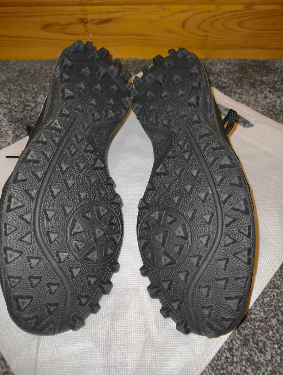 Hockey Astro Shoes and mens brown boots - Image 2