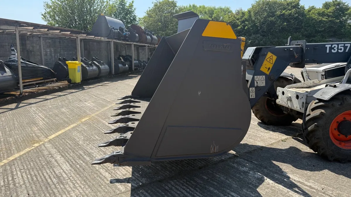 Volvo L150H General Purpose Bucket - Image 4