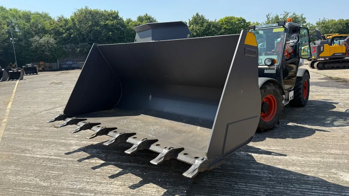 Volvo L150H General Purpose Bucket - Image 3