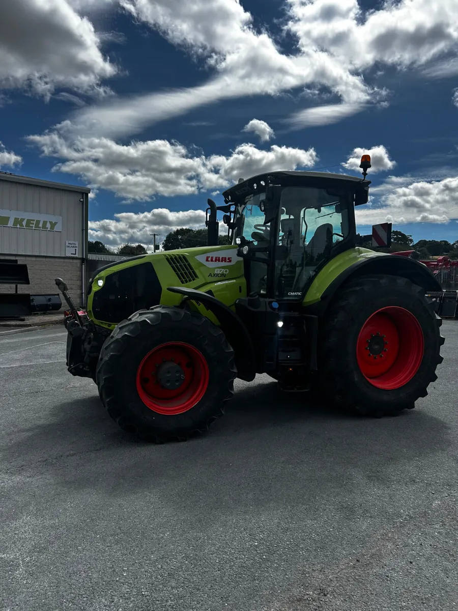 CLAAS Axion 870 - Image 4