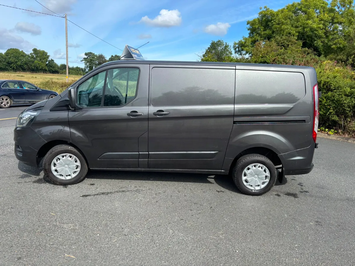 Ford Transit 2021 - Image 2