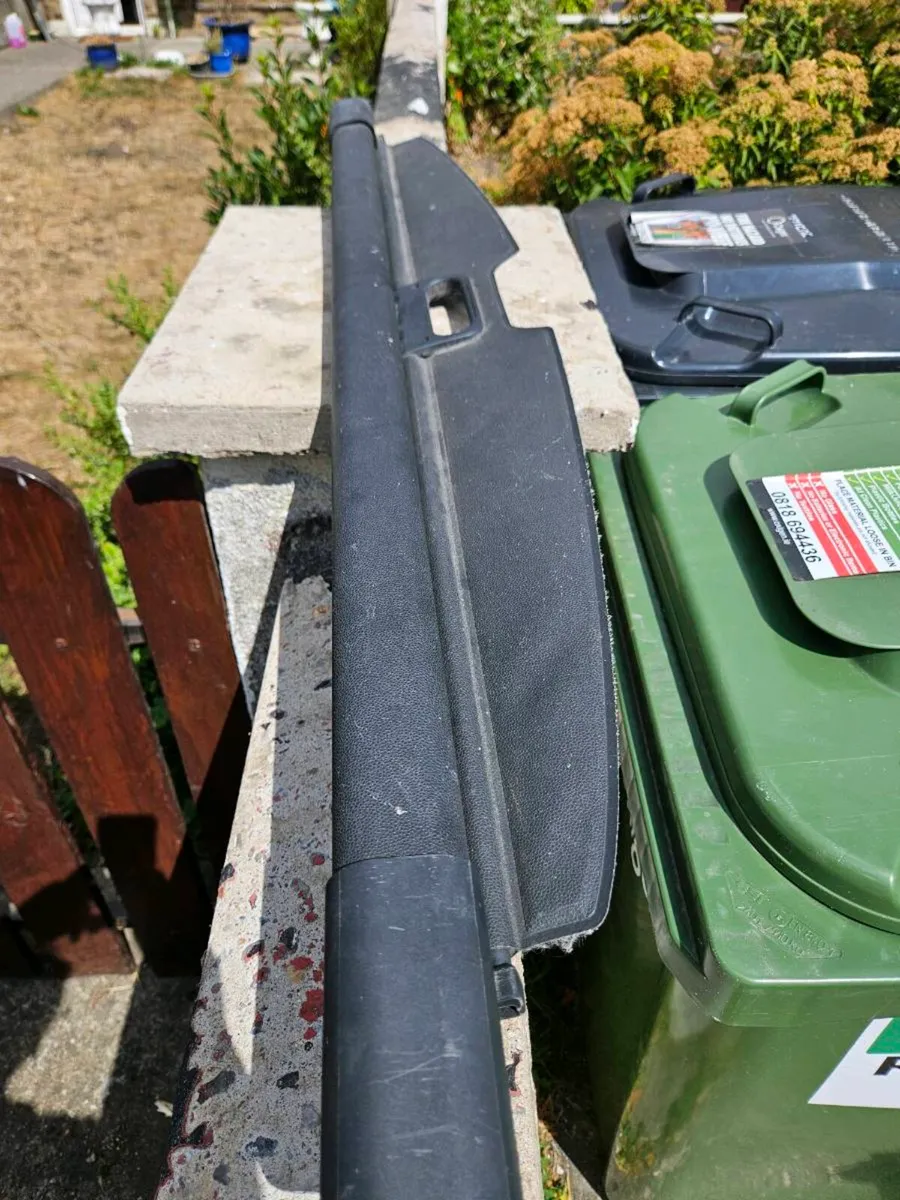 Luggage cover for Opel zafira B - Image 1