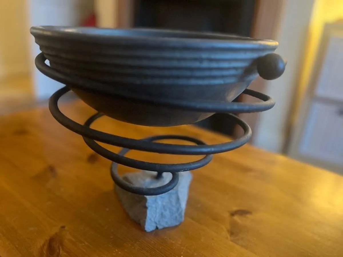 Handcrafted Irish stoneware bowl and iron stand - Image 4