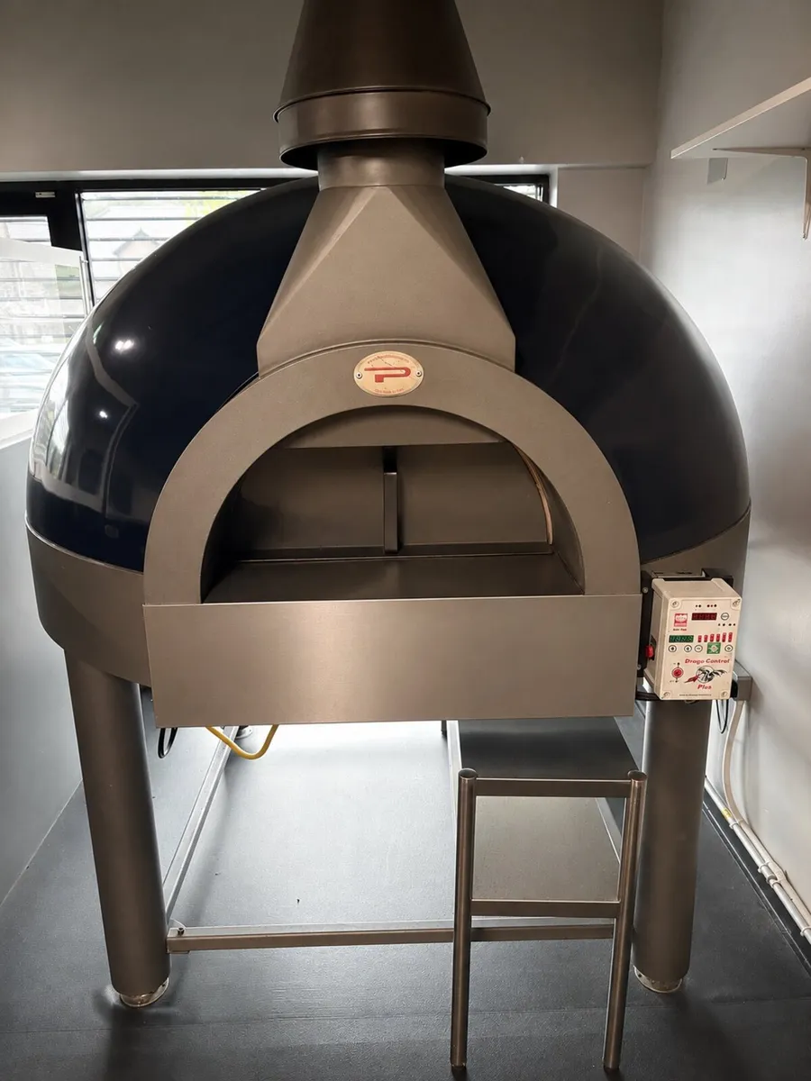 Pizza oven - Image 1