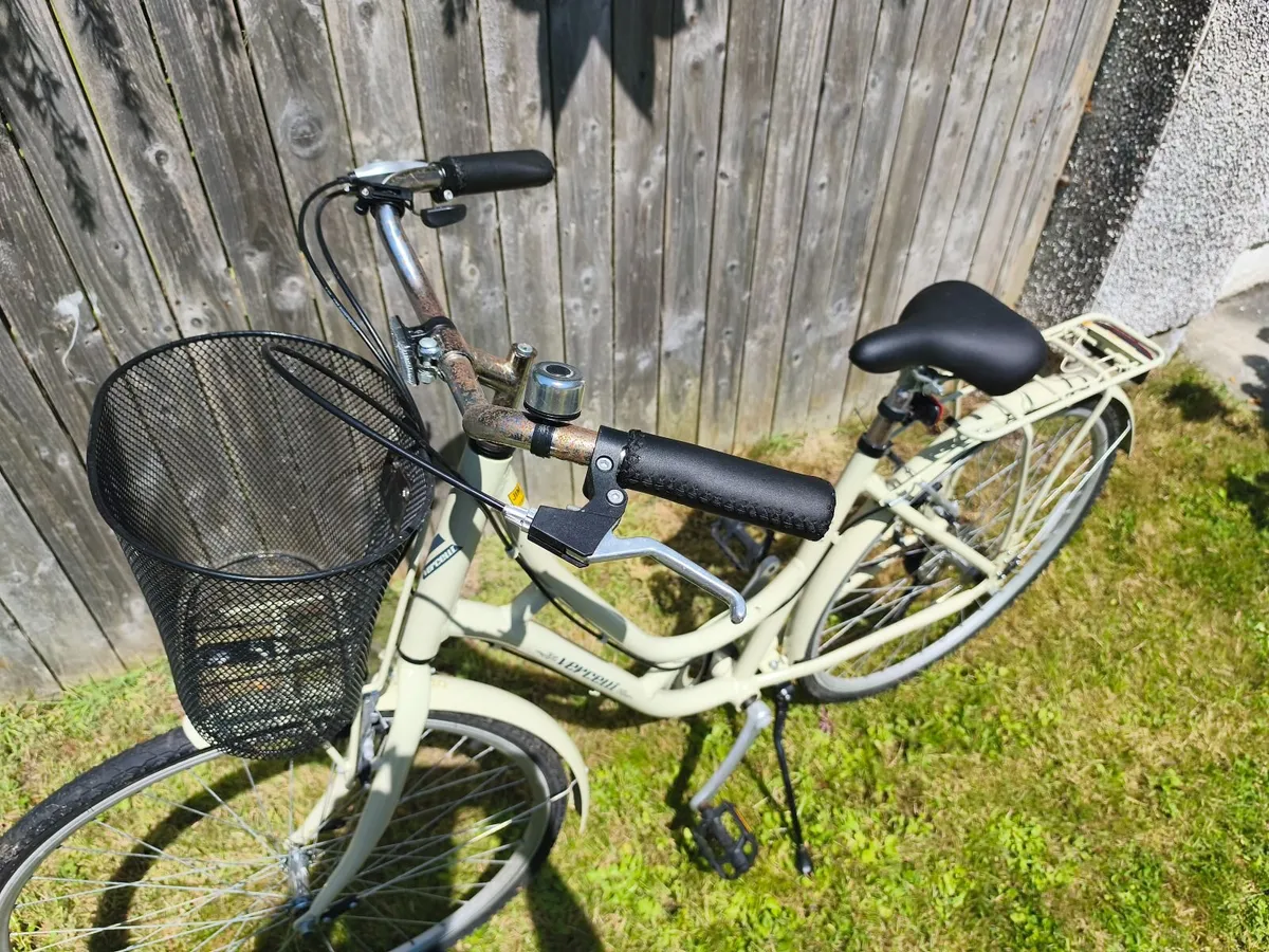 Selling My Holland Bike - Image 1