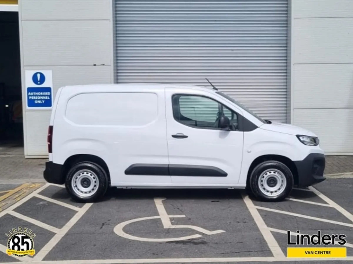 Citroen Berlingo ENTERPISE AUTOMATIC 261 PRE REG - Image 3