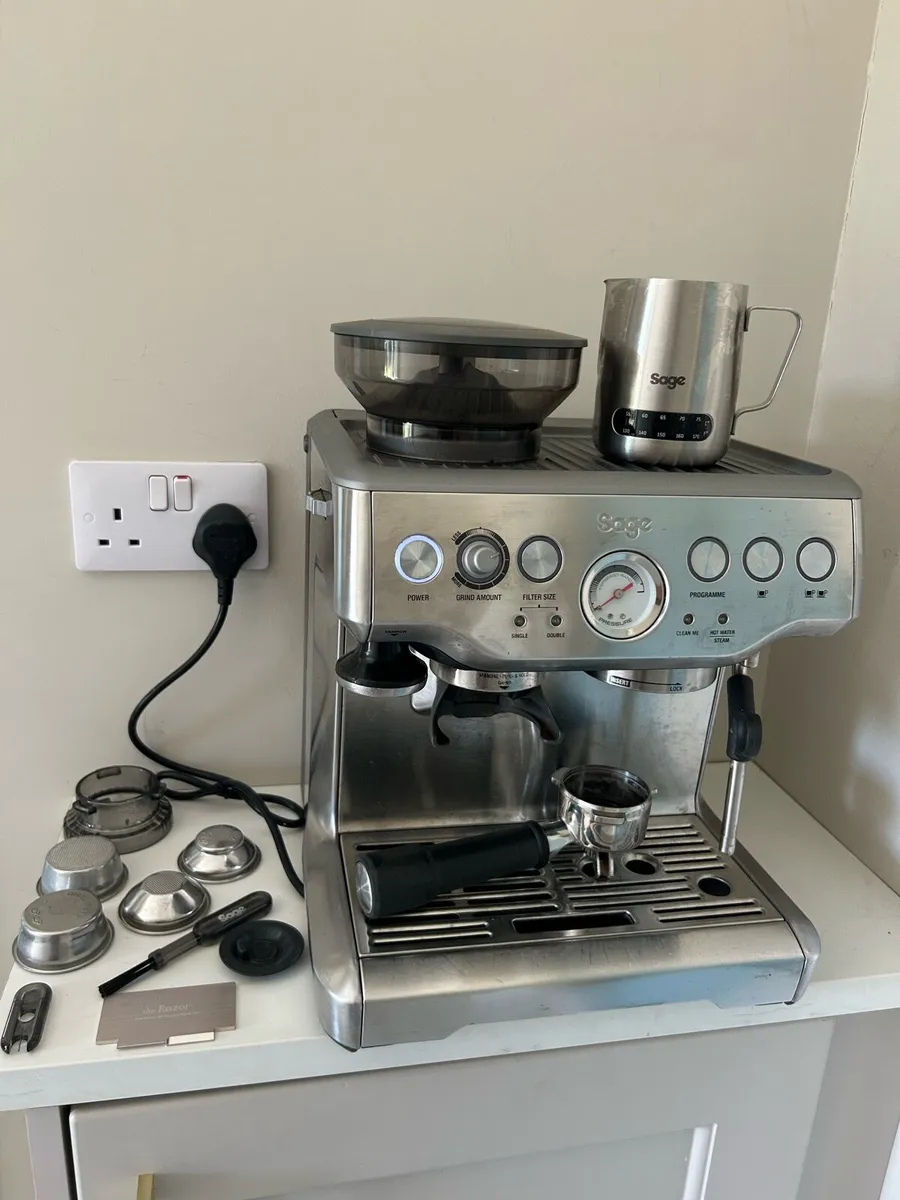 Sage Barista Express Coffee Machine - Image 1