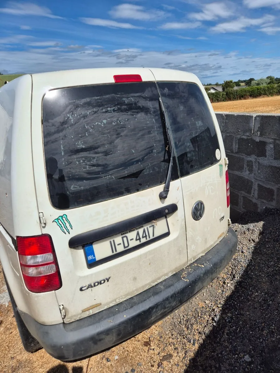 Volkswagen Casdy and Toyota  Avensis for Breaking - Image 3