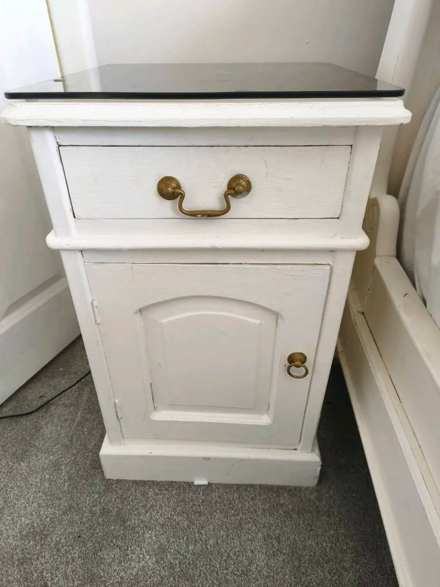 Sleigh Bed and lockers set with blanket box - Image 4