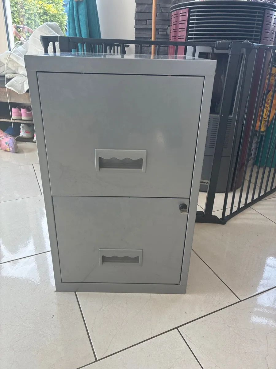 Filing cabinet