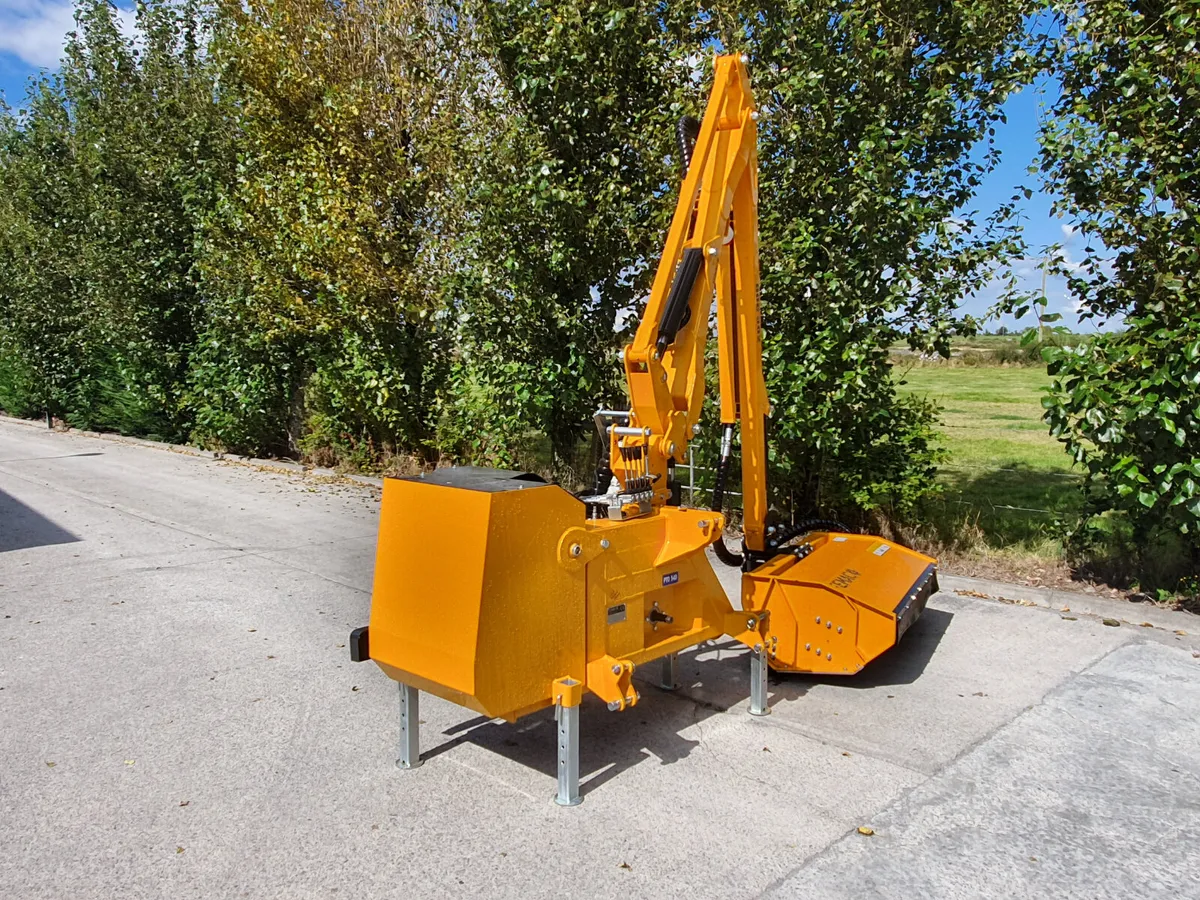 FEMAC DOC 302P HEDGE CUTTER - Image 4