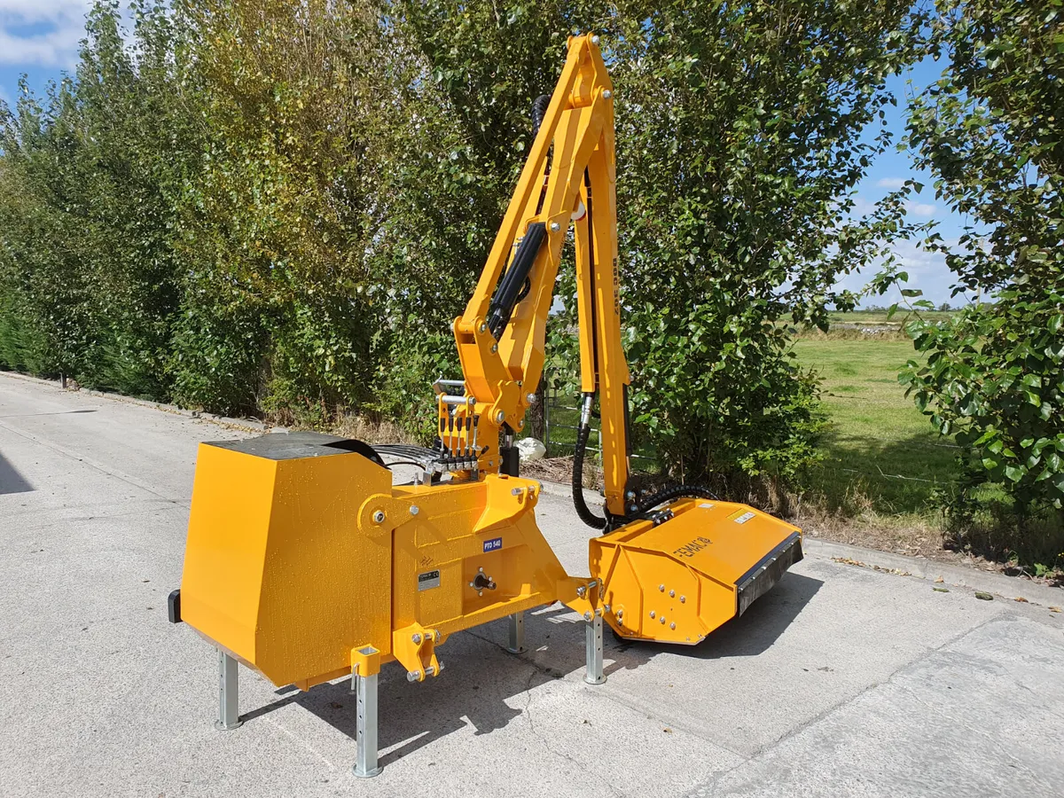 FEMAC DOC 302P HEDGE CUTTER - Image 2