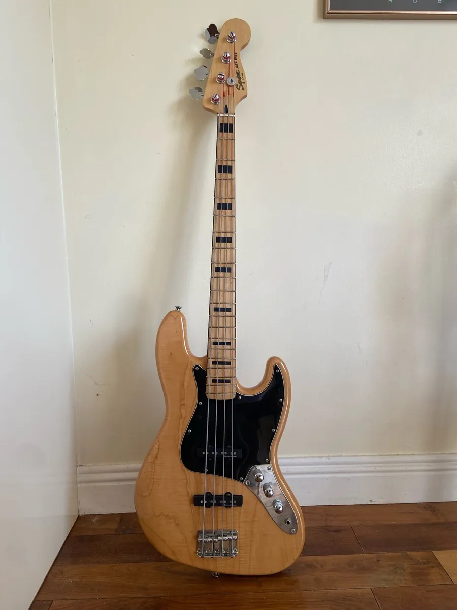 Squier Vintage Modified Jazz Bass - Image 1