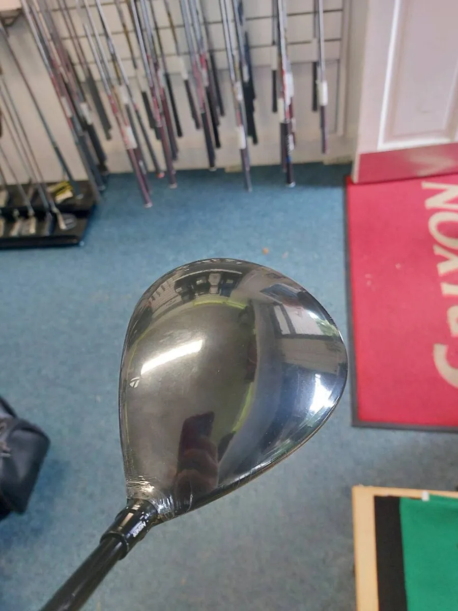 Taylormade QI10 Driver - Image 3