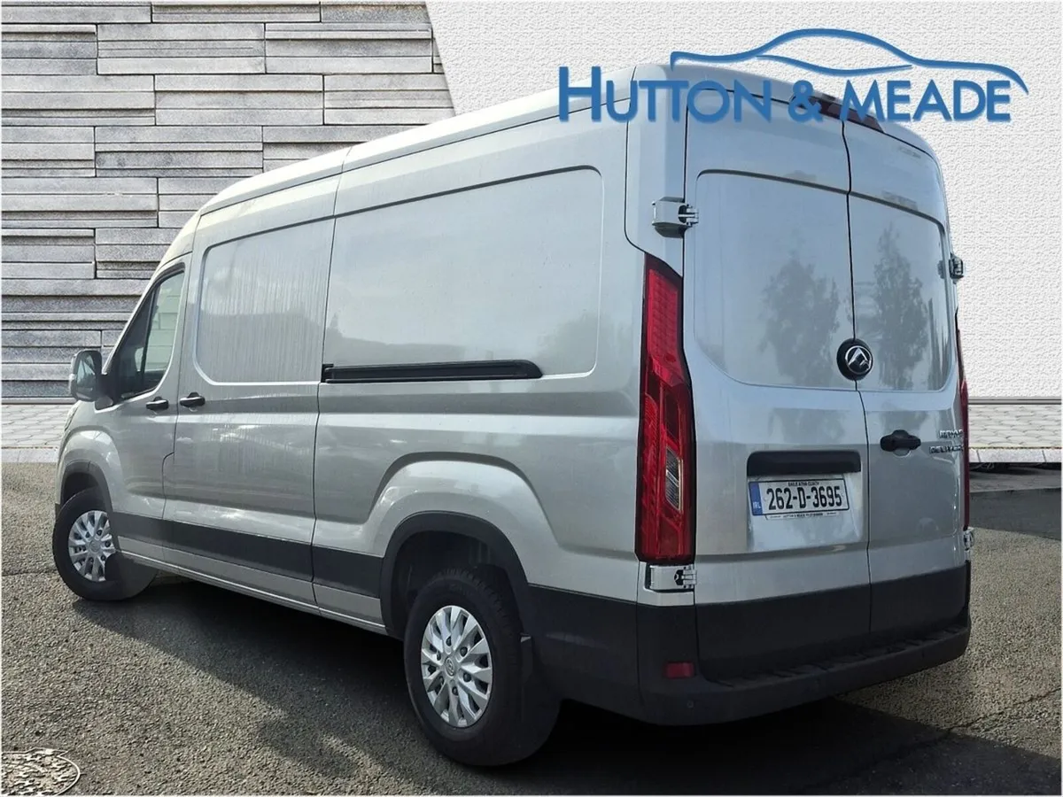 Maxus DELIVER 9 L3H2 Lux Panel Van - Image 3