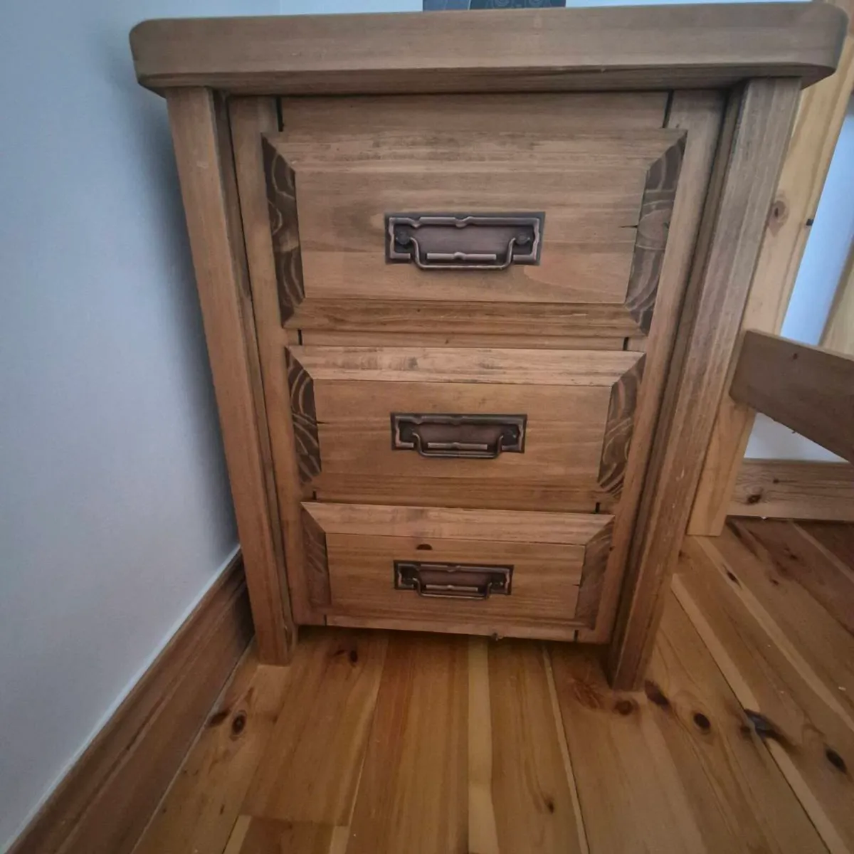 Bedroom set - Image 3