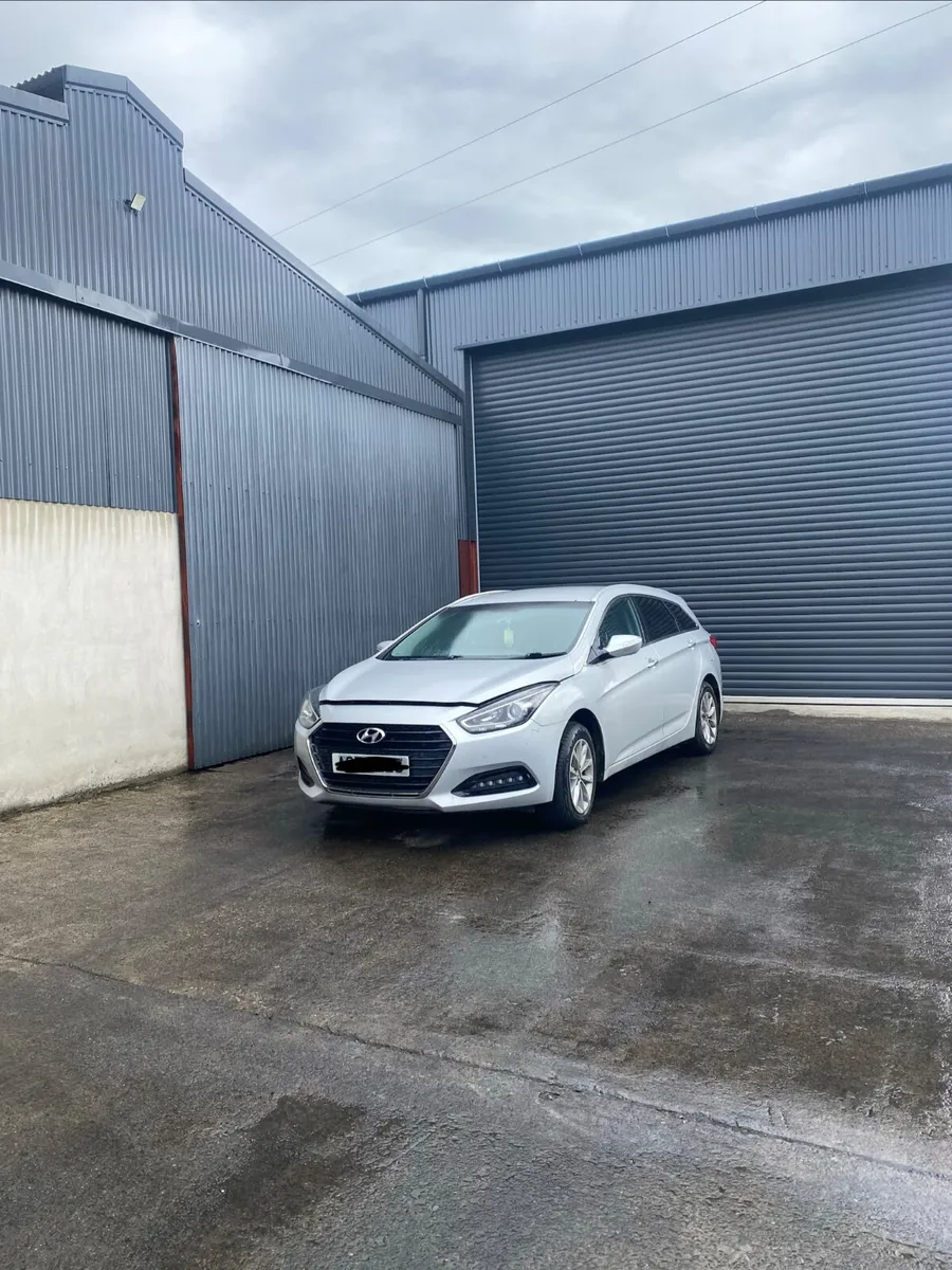 Hyundai 140 for breaking - Image 1