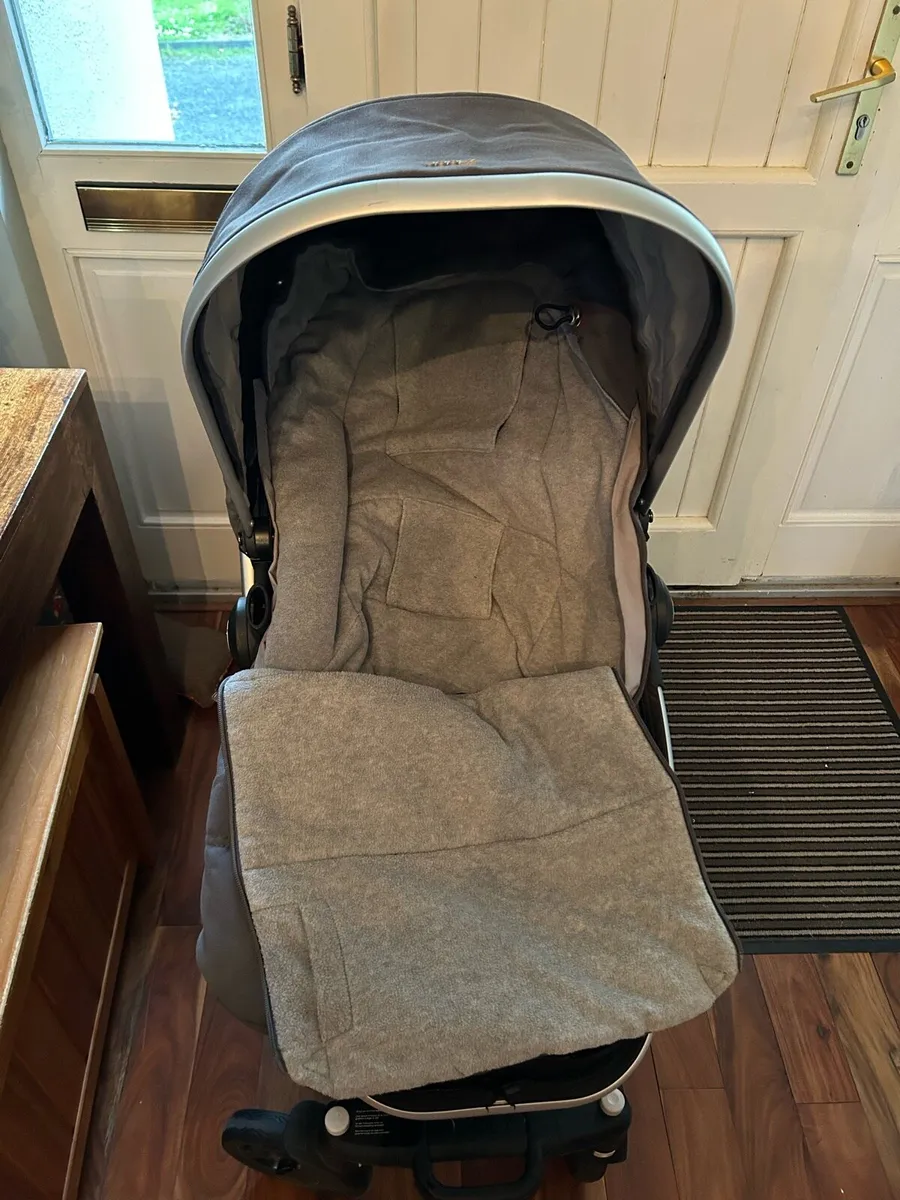 Baby premium bundle(2 strollers,travel cot,rails) - Image 1
