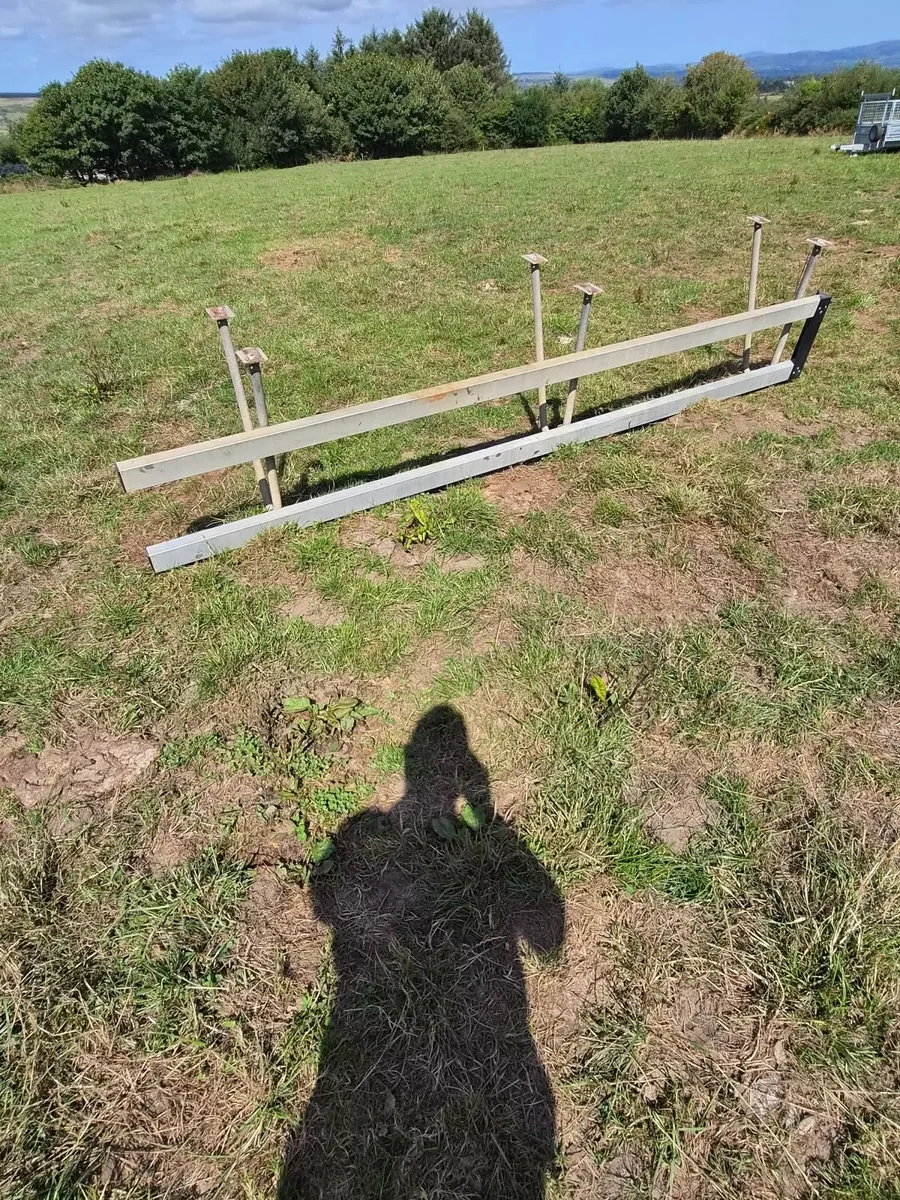 Trailer side railings - Image 4