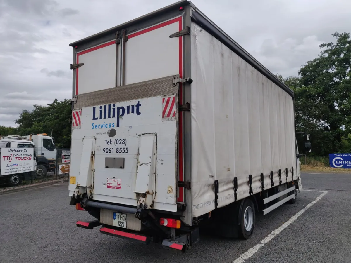 2017 DAF LF 180 EURO 6, 4X2 7 1/2 Ton Gross with 2 - Image 4