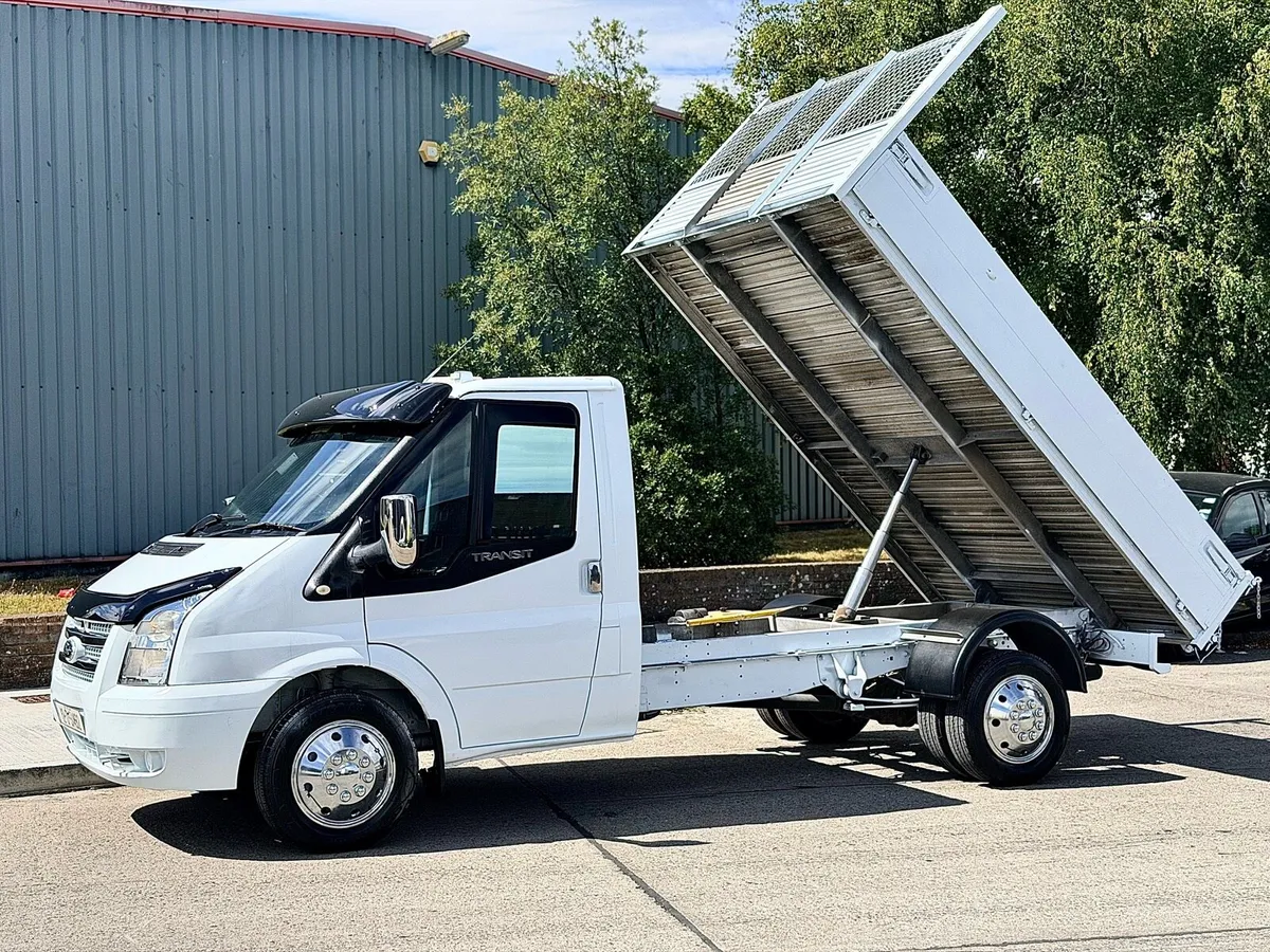 Ford Tipper full hydraulic bed - Image 3